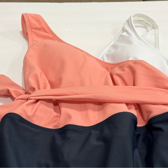 Coral and White Swimsuit Size XL Beach Pool Vacation Summer - Picture 3 of 7